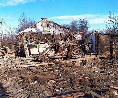 Росіяни обстріляли кілька населених пунктів Донецької області: загинули люди