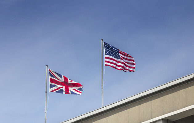 “Паралельні” вибори у США та Британії можуть бути особливо ризикованими — FT