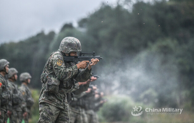 Военные Китая проводят учения возле Мьянмы: за последний месяц пограничная зона стала 