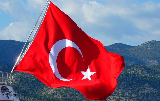 FT: Туреччина за рік сильно наростила поставки в Росію товарів, необхідних для війни проти України