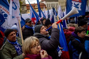 В Чехии проходят масштабные акции протеста против повышения налогов