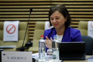 Віцепрезидентка Єврокомісії вражена тим, як Україна бореться з корупцією