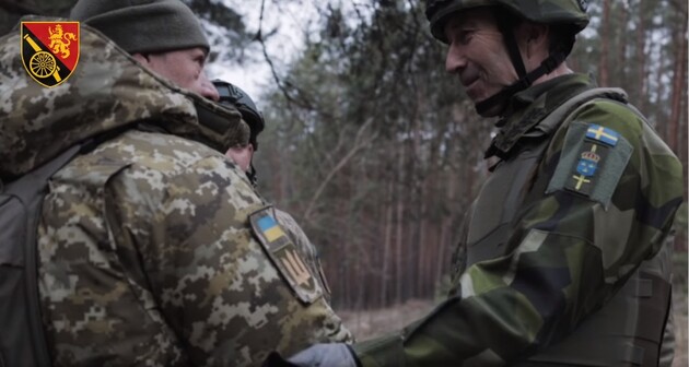 Головнокомандувач ЗС Швеції відвідав українські позиції на фронті