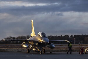 У Південній Кореї розбився винищувач ВПС США F-16