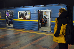 Човниковий рух метро між закритими станціями планують запустити 13 грудня – КМДА