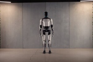 Tesla представила робота-гуманоїда нового покоління