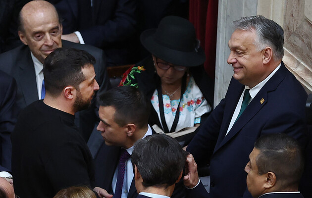 Я поставив йому одне питання і чекаю відповідь – Зеленський про розмову з Орбаном