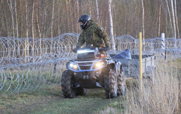 Естонія вже збудувала 40 км паркану на кордоні з Росією: скільки ще лишилося