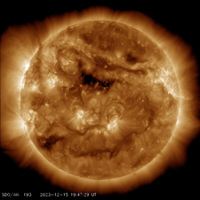 На Солнце произошла мощная вспышка, вызвавшая радиопомехи на Земле: фото