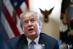 Наприкінці президентства Трампа у США зникла папка з секретними даними розвідки про Росію – CNN