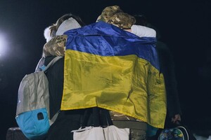 В Украину вернули 12-летнего мальчика. С начала войны ребенок был в оккупации, а затем в РФ