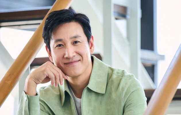 Актор Лі Сун Гюн