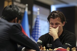Магнус Карлсен в пятый раз выиграл чемпионат мира по быстрым шахматам