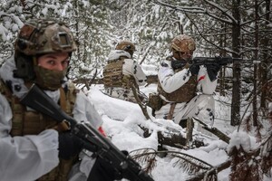 На таврійському напрямку росіяни наступають великими групами