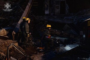 В Киеве из-под завалов достали еще пять погибших