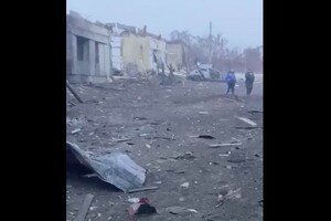 Во время массированной атаки на Украину россияне поразили своей ракетой собственное село