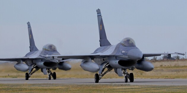 Бельгія направить до Данії два винищувачі F-16 та пів сотні інструкторів, аби тренувати українців
