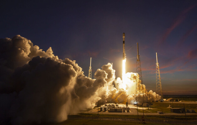 SpaceX випередила NASA у розробці програми повернення ракет