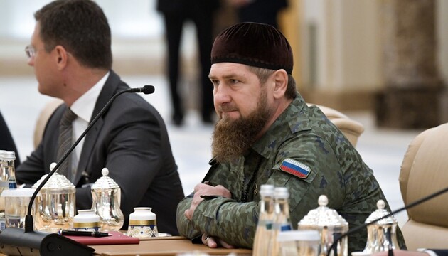 Кадыров хочет снятия санкций США с близких. Обещает освобождение украинских пленных в ответ