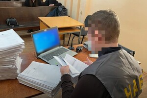 Виїзд за кордон з допомогою судових рішень: у Одеській області викрили корупційну схему 