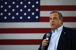 Критик Трампа решил выйти из президентской гонки в США