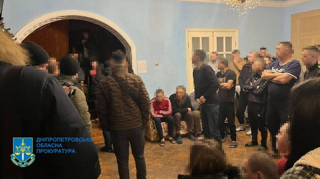 Содержание в трудовом рабстве десятков граждан: в Днепре разоблачили противоправную схему