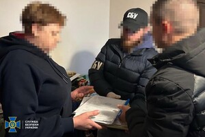 На кордоні України затримали жінку, яка допомагала депортовувати українських дітей в Росію