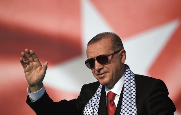 Bloomberg: Эрдоган просил турецких чиновников проигнорировать Форум в Давосе