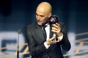 Награды ФИФА: Гвардиола стал лучшим тренером, Мбаппе и Холанд вошли в символическую сборную