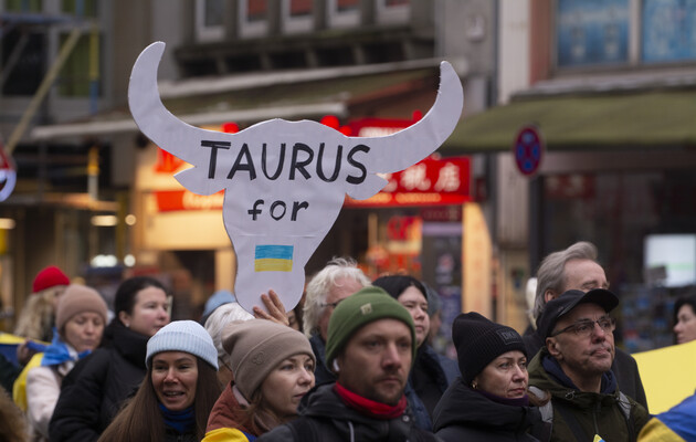 Немецкие оппозиционеры хотят поименно голосовать за передачу ракет Taurus для Украины