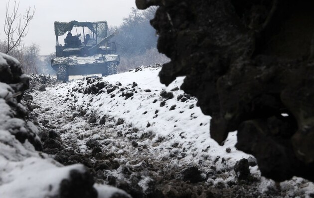 Дніпро замерзає. ЗСУ все важче здійснювати переправу на лівий берег — аналітики 