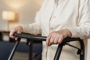 Назначение пенсии: какой ее размер для лиц с инвалидностью I группы