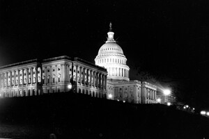 Сенат США одобрил законопроект о предотвращении шатдауна