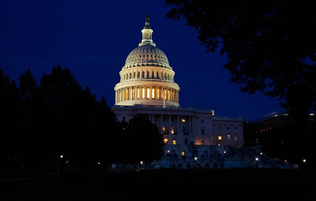 Конгресс США проголосовал за временное финансирование правительства, в который раз избежав шатдауна