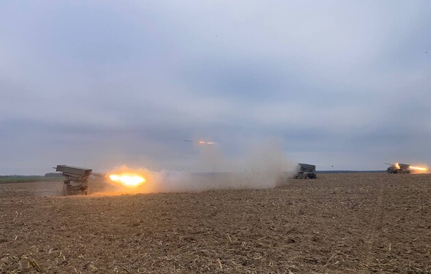 Армия РФ перегруппировывается и увеличила активность артиллерии на таврическом направлении