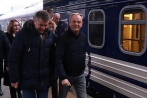 Туск приехал в Киев. Запланирована встреча с Зеленским