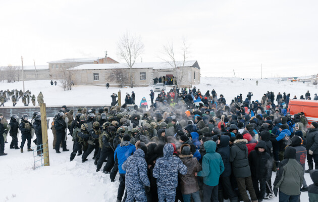 Во время протеста в башкирском городе Баймак, 17 января 2024 года