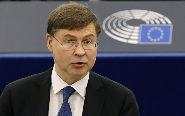 FT: Польща домоглася від ЄС поступки щодо обмеження експорту продовольства з України 