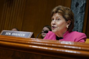 Не хочу, щоб мої онуки пішли воювати: сенаторка у США закликала надати Україні допомогу