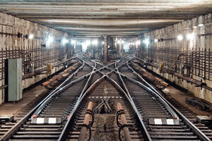 Ученые назвали предварительные причины деформации тоннеля между станциями 