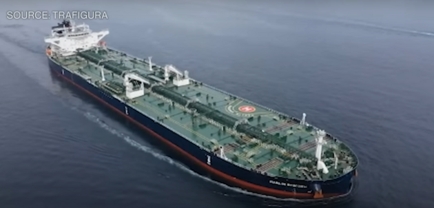 В Красном море хуситы ударили по танкеру, перевозившему российскую нефть – Bloomberg