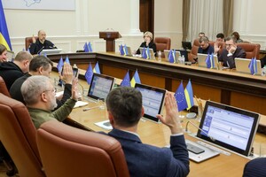 Найбагатші та найбідніші міністри та віцепрем'єри України: що показали декларації