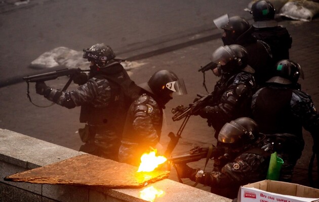 Дела Майдана: экс-командир и трое сотрудников крымского 