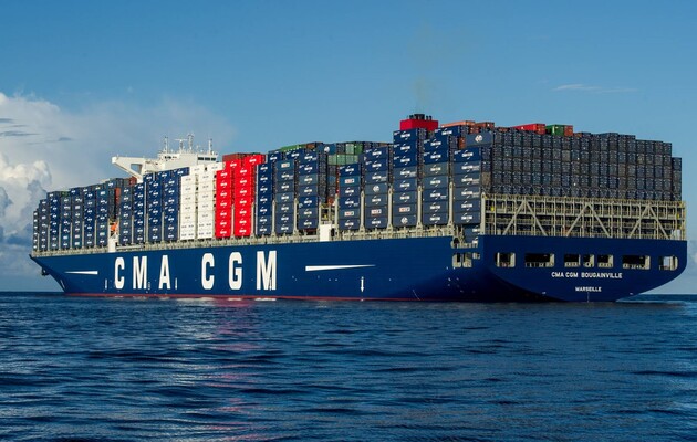 Французька компанія зупиняє транзит суден через Червоне море – Reuters
