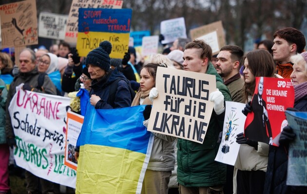 Украина собирает данные для ТЦК о мужчинах в Германии: посол опроверг российский фейк