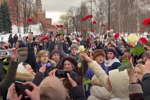 У центрі Москви зібралися родичі мобілізованих, які вимагають від Путіна повернути окупантів додому