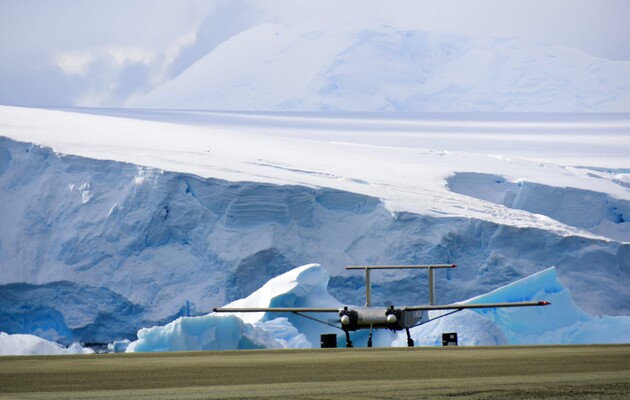 Британия тестирует БПЛА для исследований в Антарктиде: это выгоднее, чем обычные самолеты