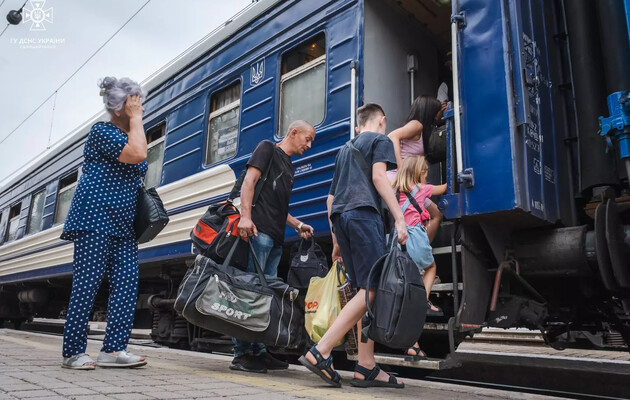 Эвакуация из Херсонской области: куда нужно обращаться