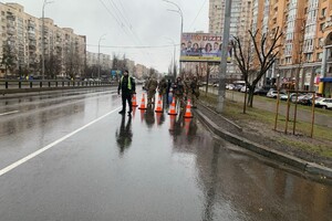 В одном из районов Киева установили блокпосты: искали диверсантов