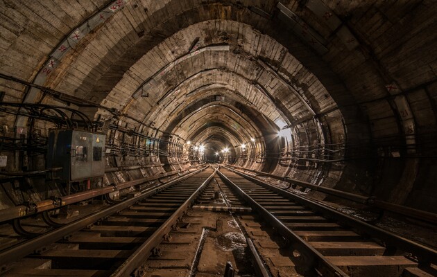 Коли метро поїде на Теремки. Чи реально відновити тунель за шість місяців?